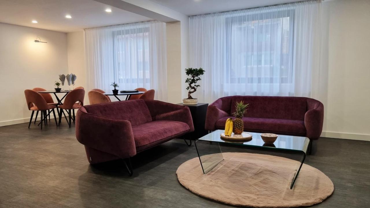 The Butterfly Hotel Sîngeorgiu de Mureş Eksteriør billede
